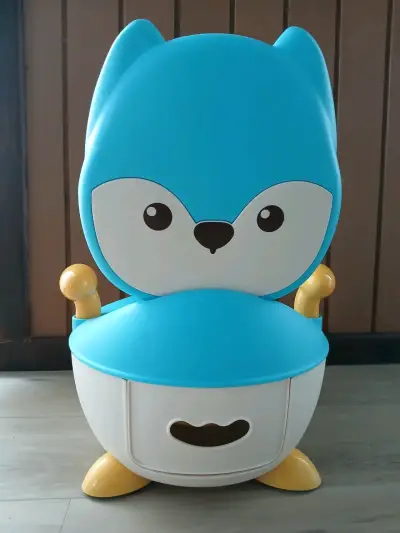 Bacinica infantil Infanti azul con diseño de animal - miniatura 3