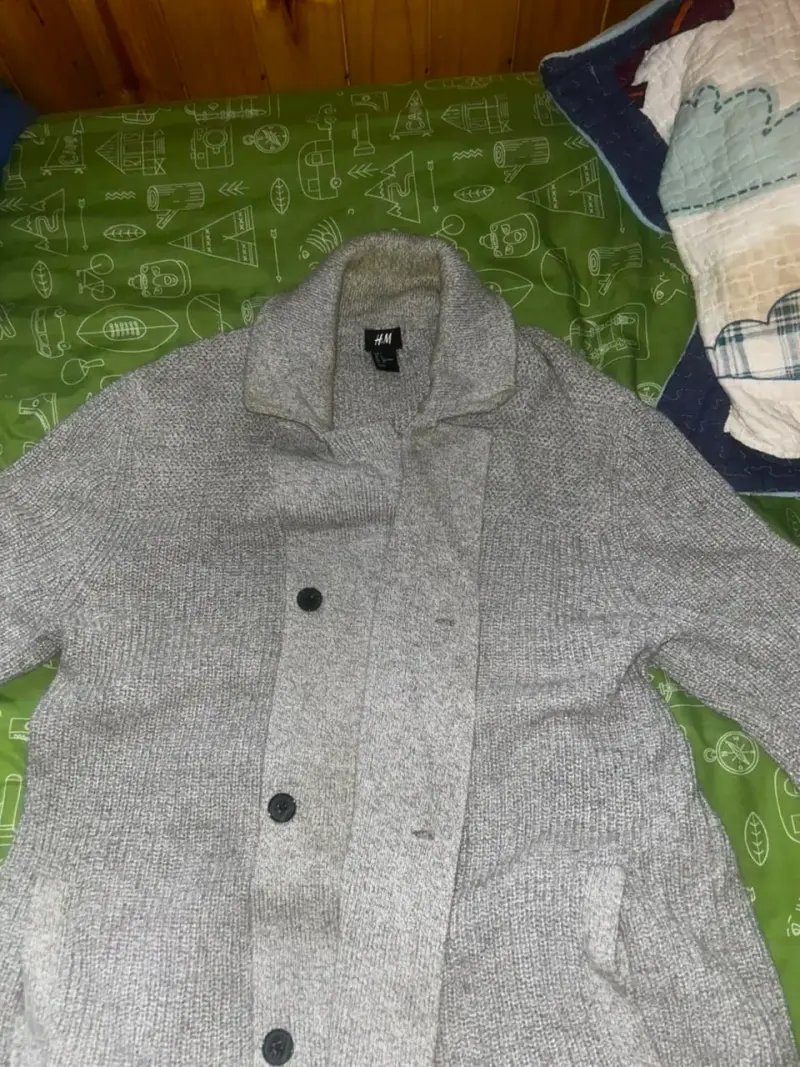 Cárdigan gris H&M de lana con botones