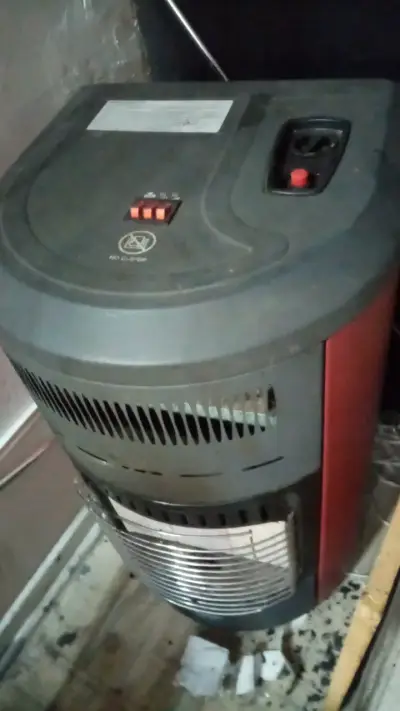 Estufa de fibra de carbono Kendal con control remoto - miniatura 1