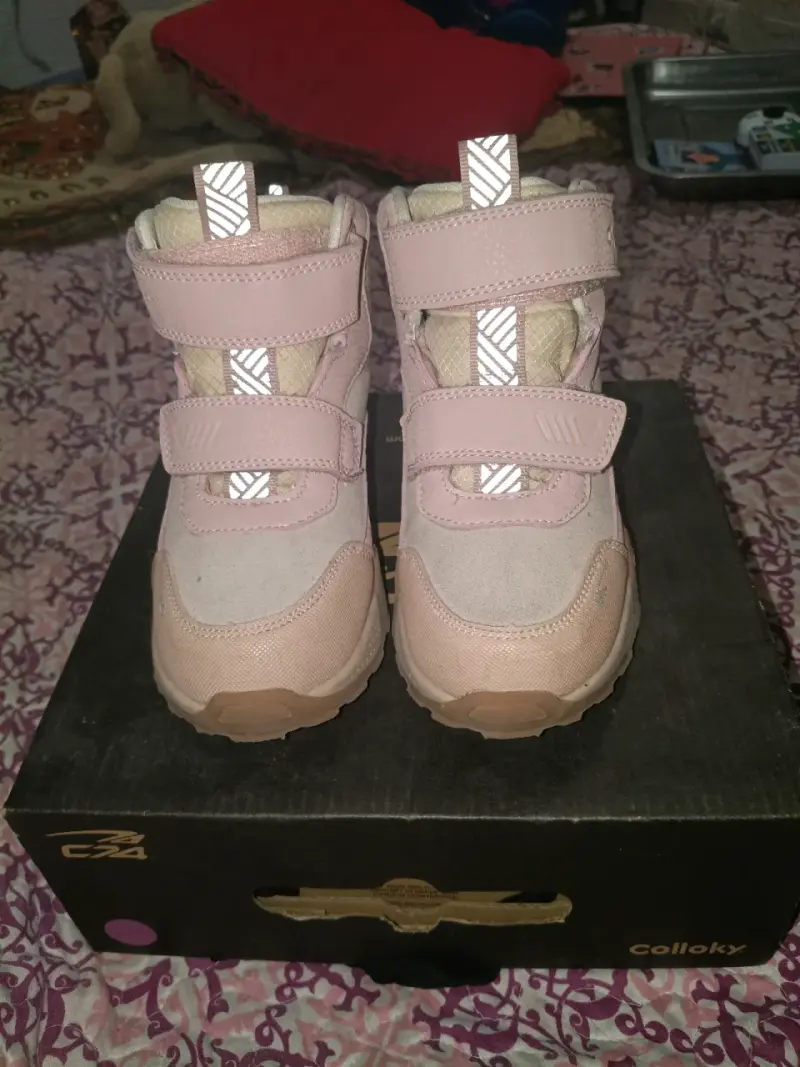 Botas infantiles rosadas Colloky con velcro - 1