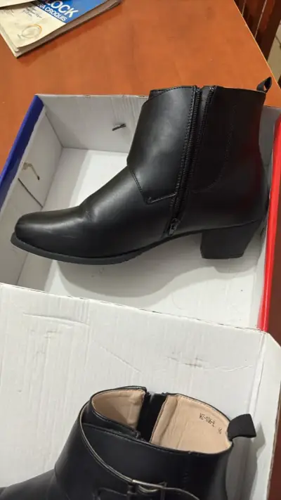 Botines de cueca negro con hebillas - miniatura 2