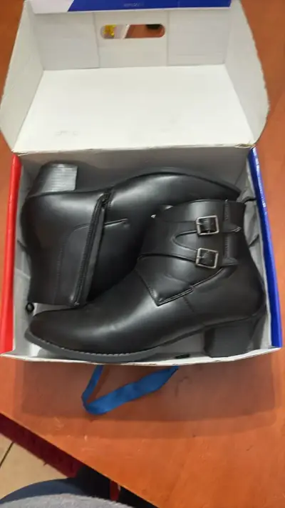 Botines de cueca negro con hebillas - miniatura 3