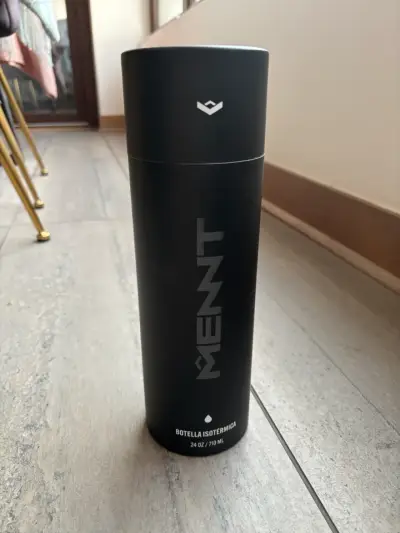 Botella térmica Mennt 710 ml negra - miniatura 2