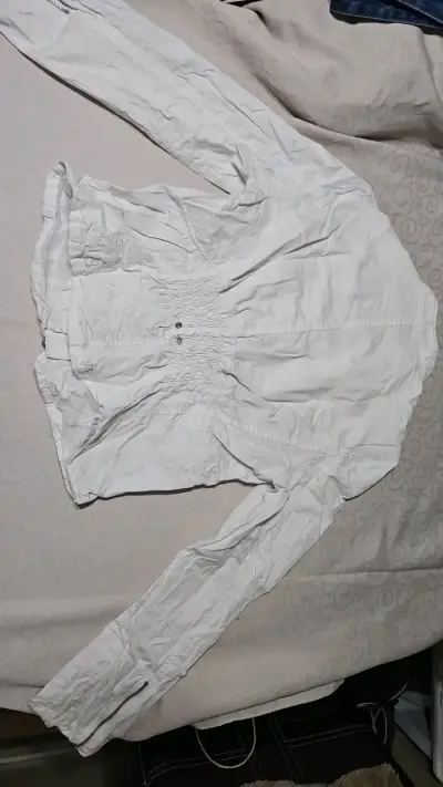 Chaqueta blanca de algodón con cierre - miniatura 2