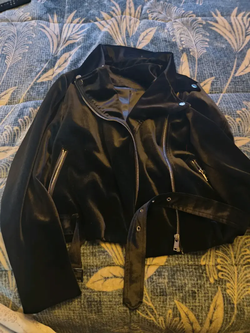 Chaqueta negra tercio pelo hermosa - 1