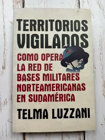 Libro 'Territorios Vigilados' de Telma Luzzani - miniatura 1