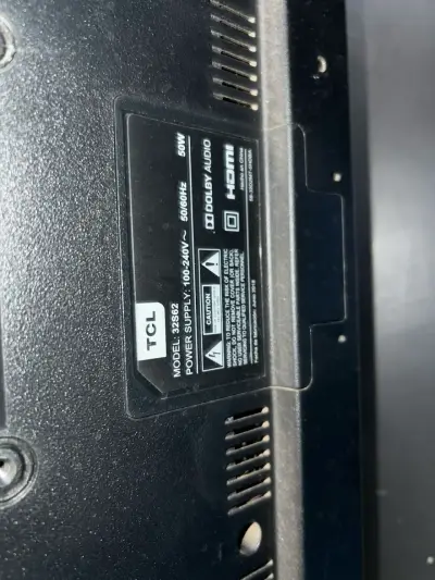 Televisor TCL de 32 pulgadas HD - miniatura 3