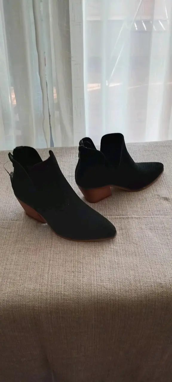 Botines camperos de gamuza negros - 3