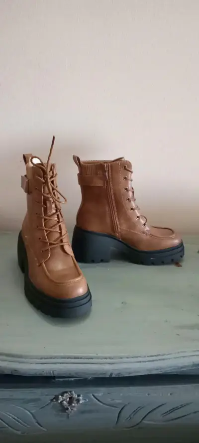 Botines de cuero marrón con plataforma - miniatura 3