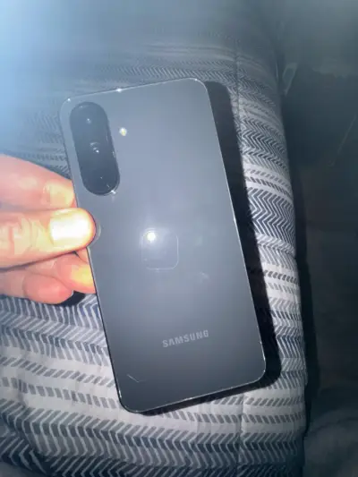 Samsung Galaxy A36 5G con caja - miniatura 2
