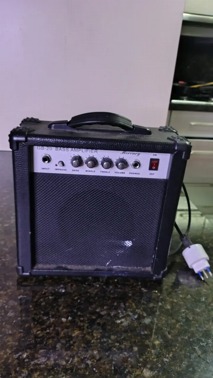 Amplificador de bajo Mercury GB-20 - 1