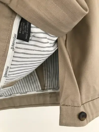 Pantalones St John’s Bay Wrinkle Free - miniatura 4