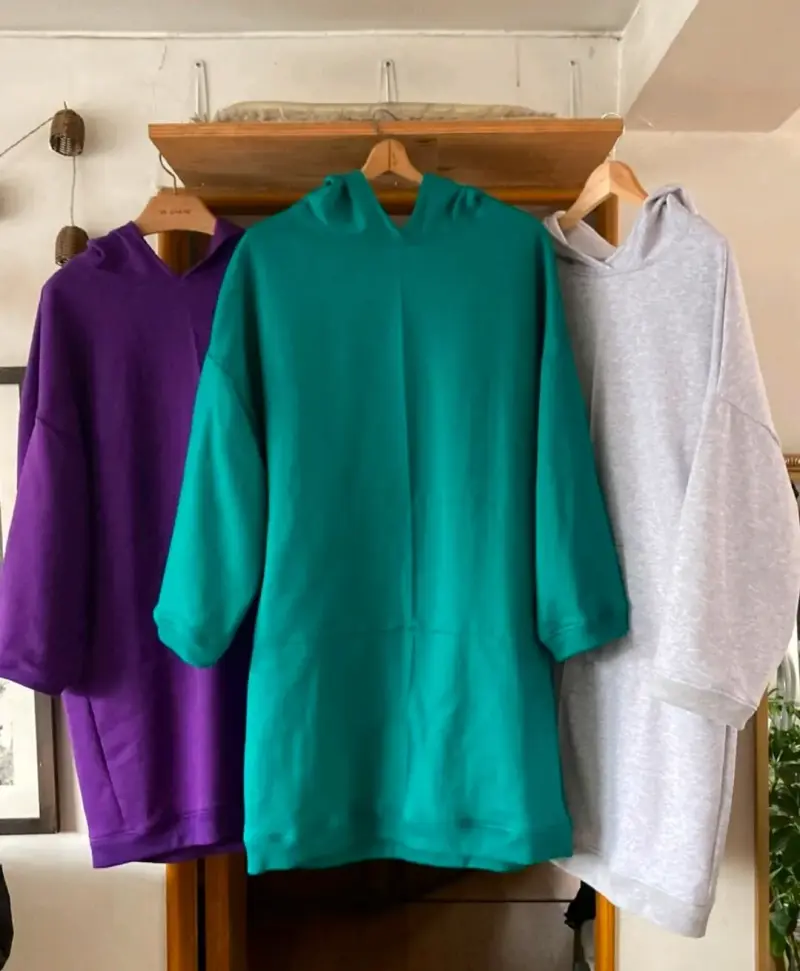Polerones unisex con capucha en varios colores - 1