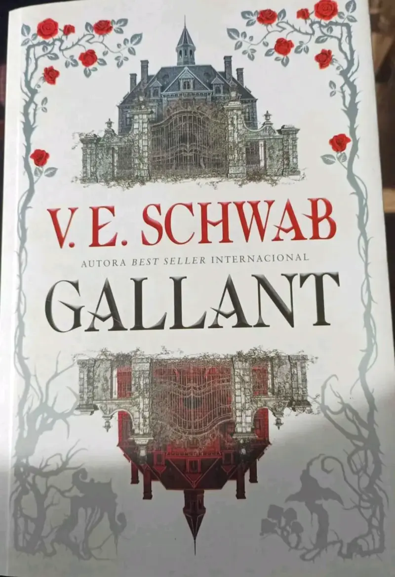 Libro 'Gallant' de V.E. Schwab