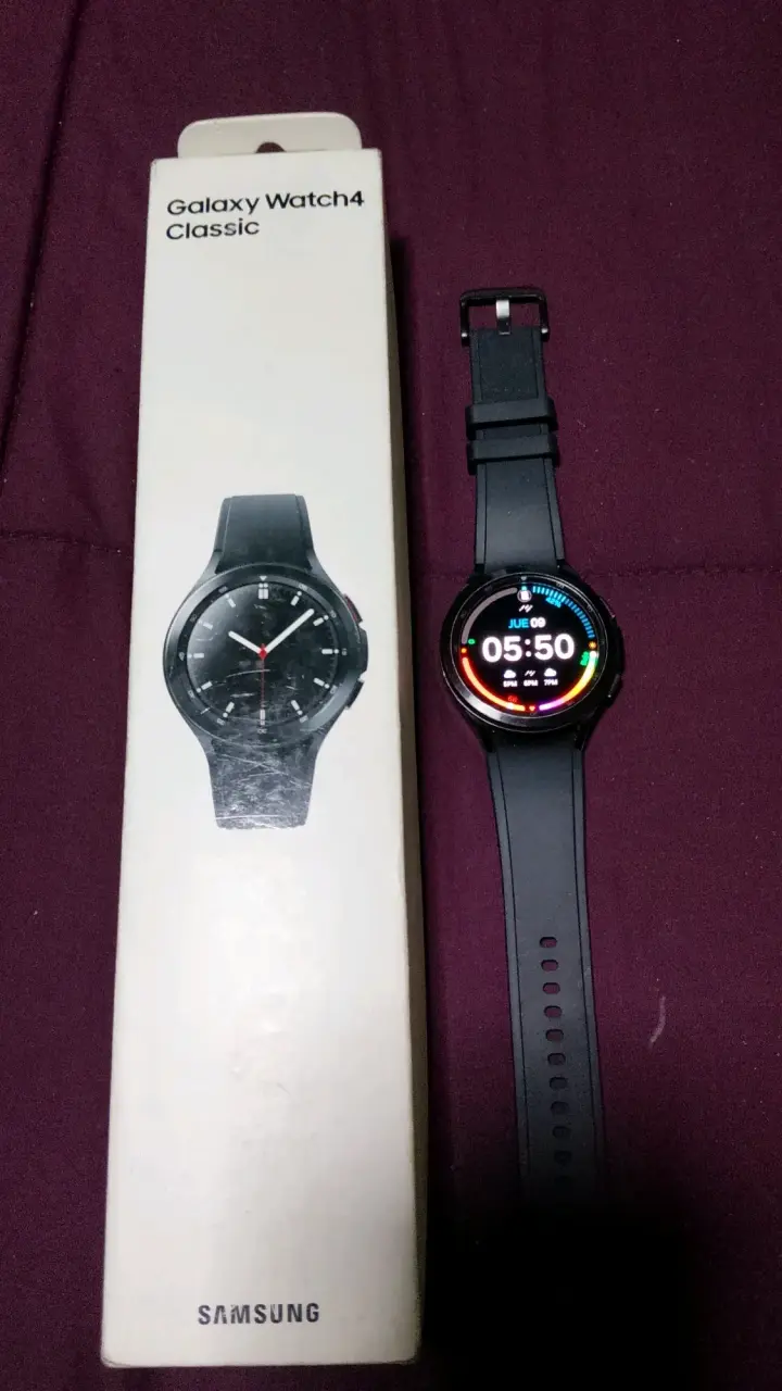Samsung Galaxy Watch4 Classic negro