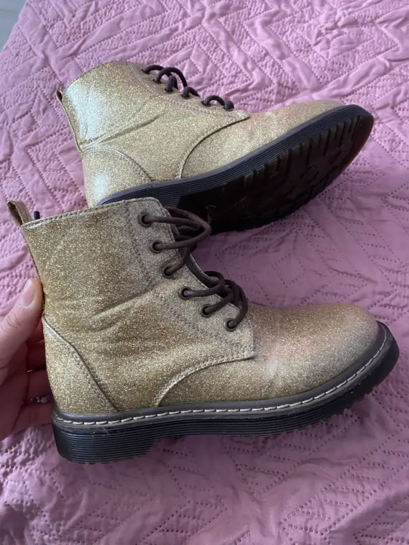 Botines dorados con brillo para niña - 1