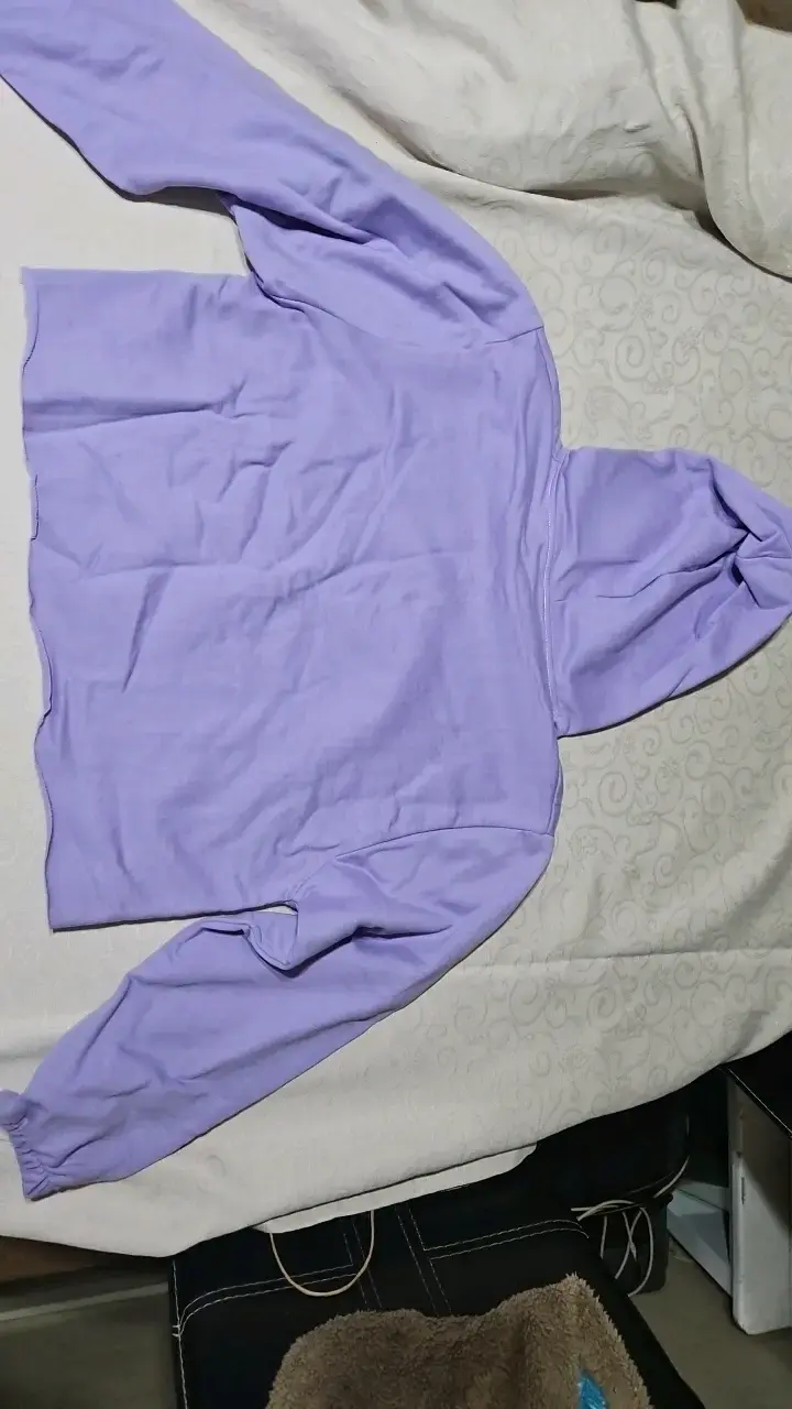 Polerón corto lila con capucha - 2