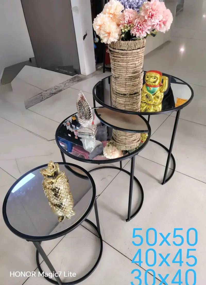 Juego de mesas nido con espejo - 1