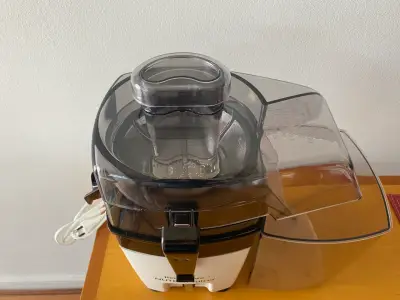 Extractor de jugos Rena Ware Nutrex - miniatura 3
