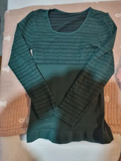 Polera manga larga verde oscuro ajustada - miniatura 2
