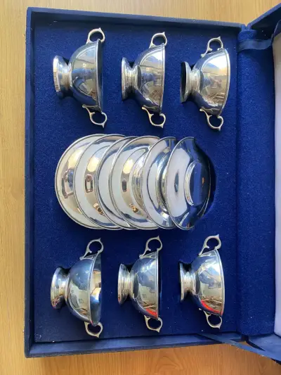 Juego de copas de plata con platos - miniatura 4
