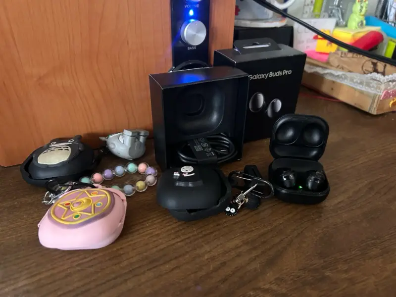 Samsung Galaxy Buds Pro con estuche original - 2