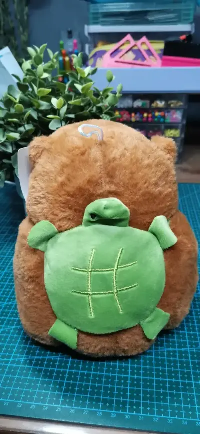 Peluche Capibara con luces y sonido Tortuga - miniatura 3