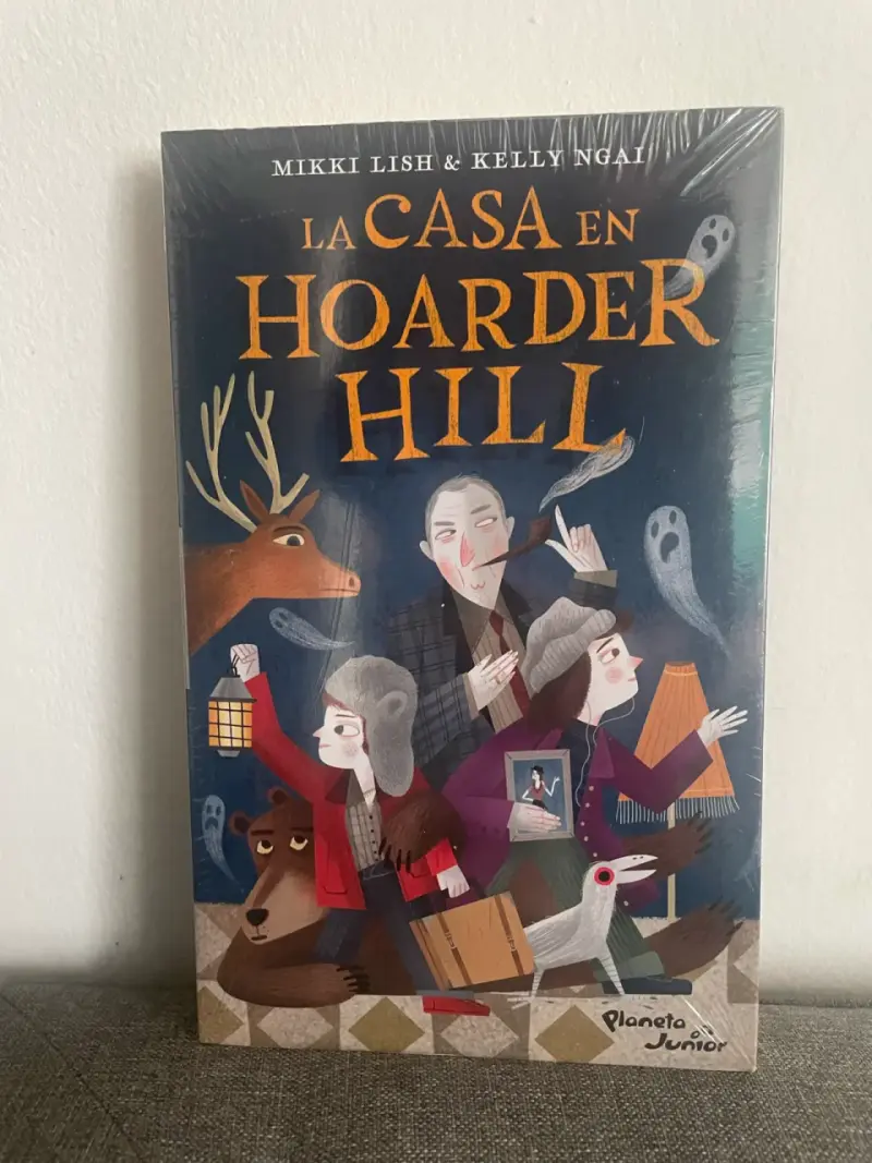 Libro 'La Casa en Hoarder Hill' nuevo