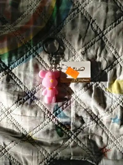 Llavero de oso rosado con textura - miniatura 2