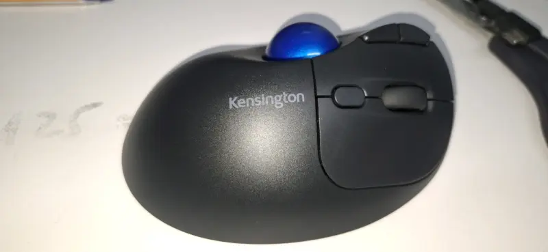 Mouse trackball ergonómico Kensington poco uso - 2