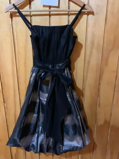 Vestido de fiesta negro con lazo talla 36 - miniatura 2