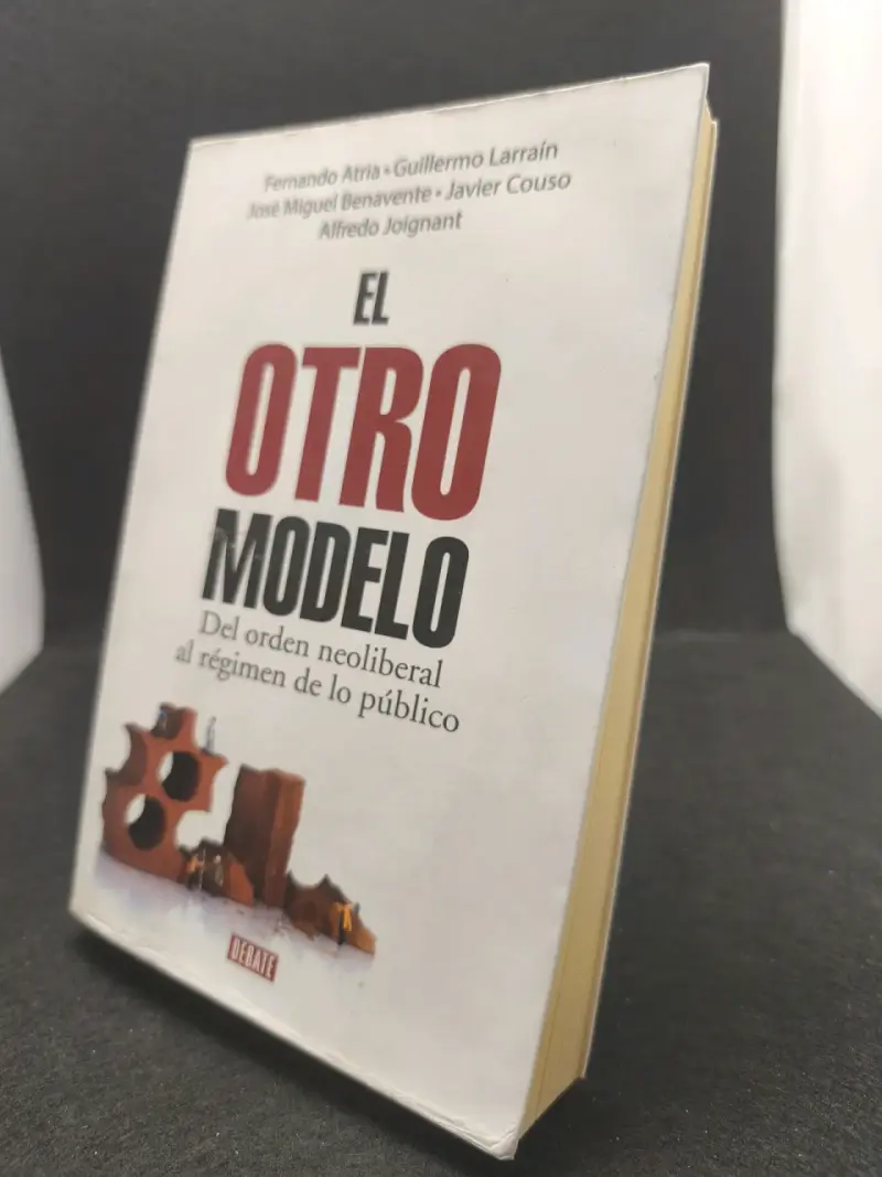 Libro 'El Otro Modelo' de Debate - 3