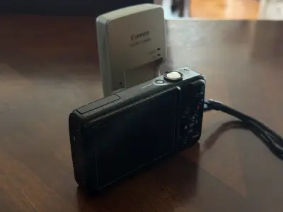 Cámara Canon SX600 HS con accesorios - miniatura 6