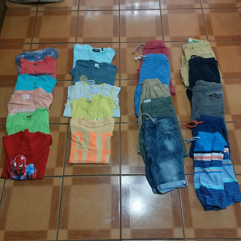 Lote de poleras, polerones para niños etc - 2
