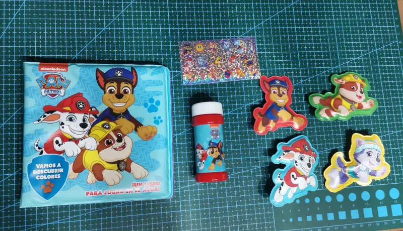 Set de actividades Paw Patrol con libro y figuras - 2