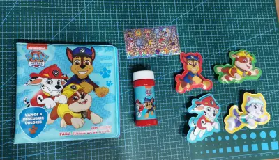 Set de actividades Paw Patrol con libro y figuras - miniatura 2