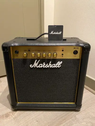 Amplificador Marshall MG15 para guitarra eléctrica - miniatura 1