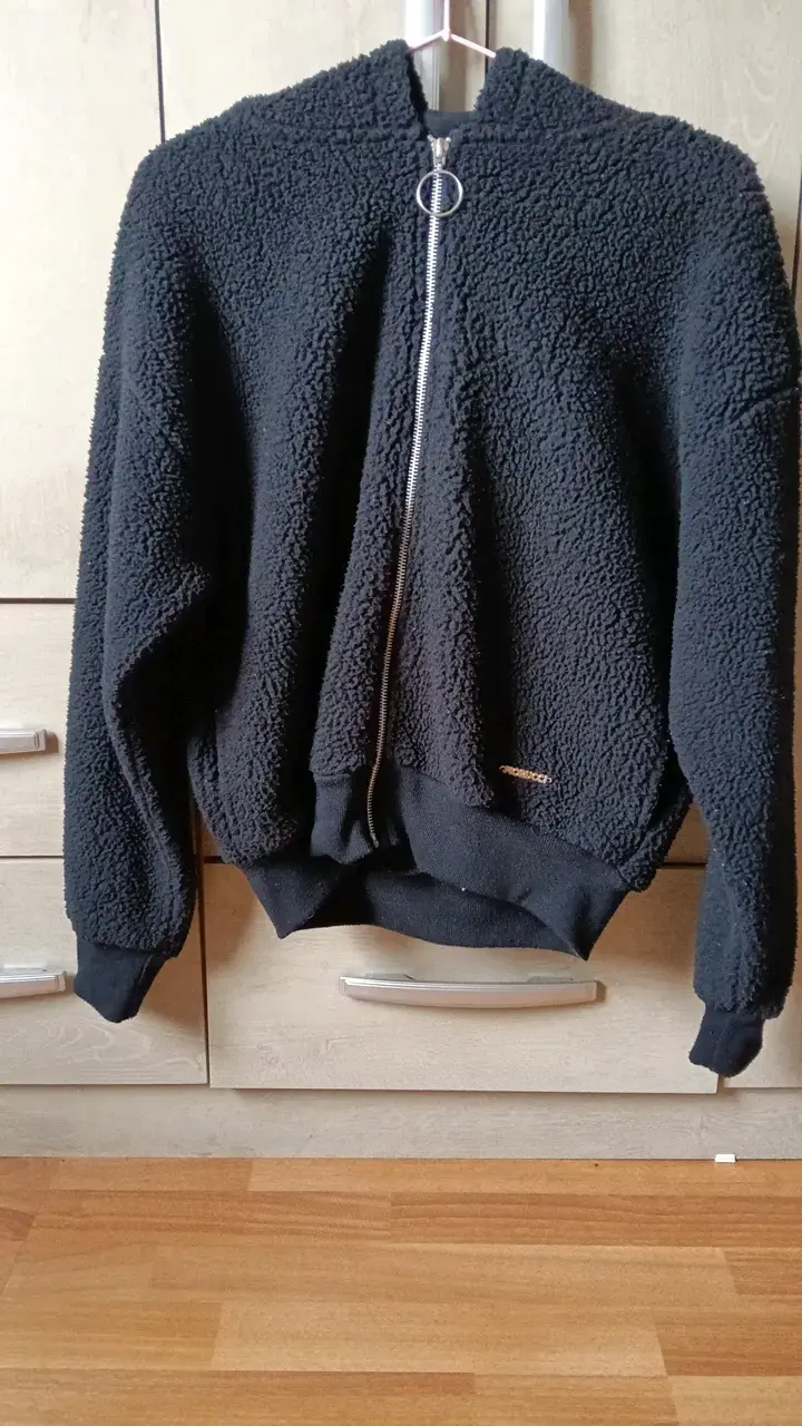 Chaqueta de lana negra con cierre - 1
