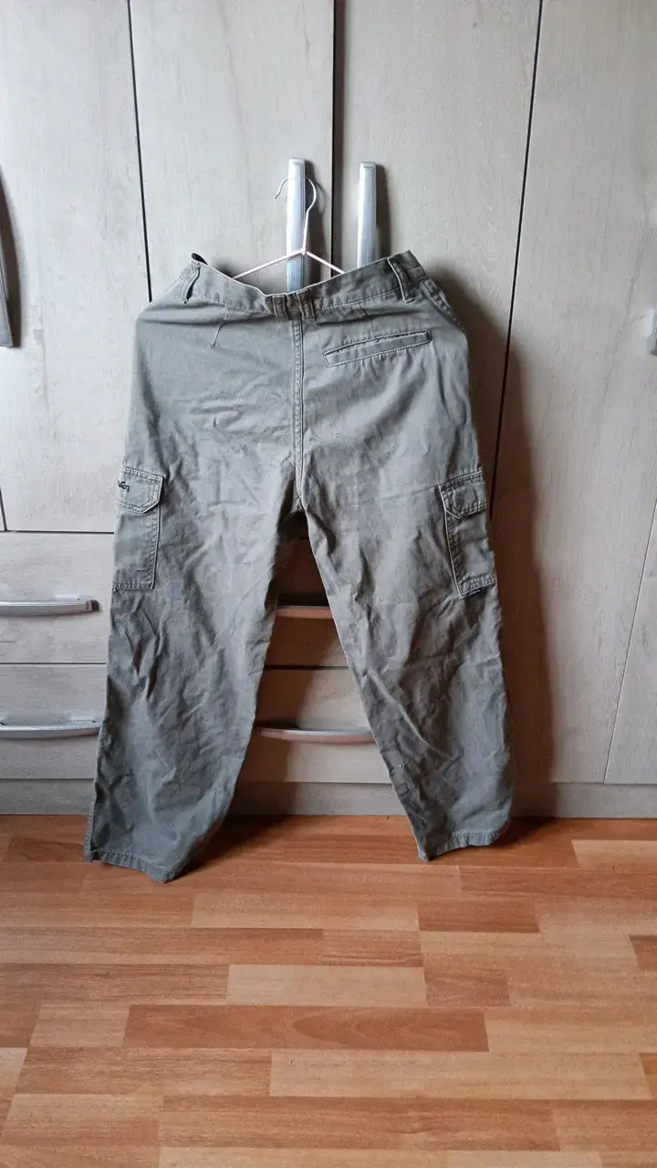 Pantalones cargo verde oliva para hombre - 2