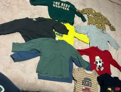 Lote de polerones infantiles variados - miniatura 2