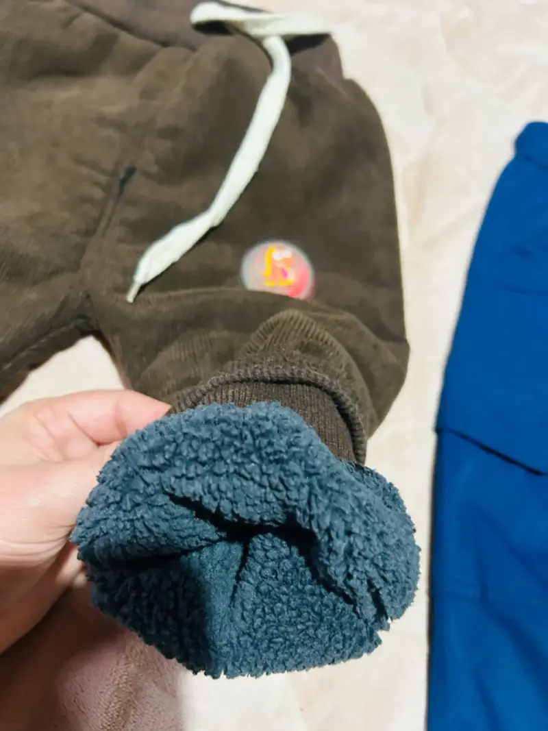 Set de pantalones para niños en varios colores - 2