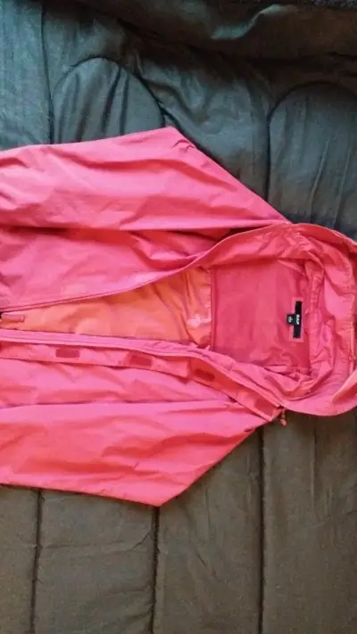 Chaqueta impermeable roja GAP - miniatura 1