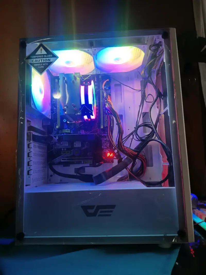 PC Gamer con torre DarkFlash y teclado RGB - 2