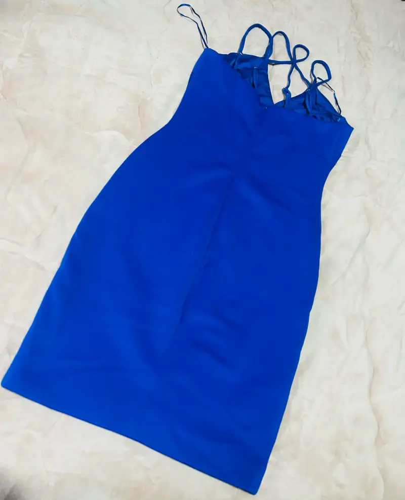 Vestido azul con tirantes cruzados - 2