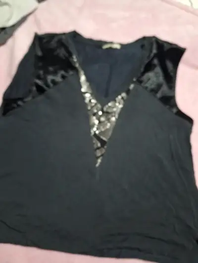 Blusa de tirantes con estampado floral - miniatura 4
