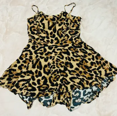Vestido corto estampado animal print - miniatura 1