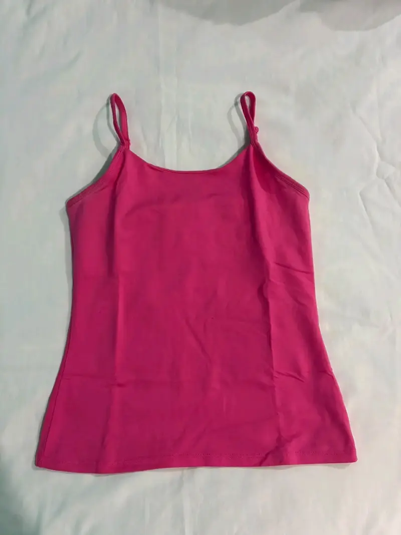 Polera con peto incluido