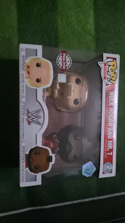 Funko Pop WWE Hulk Hogan y Mr. T edición especial - miniatura 1