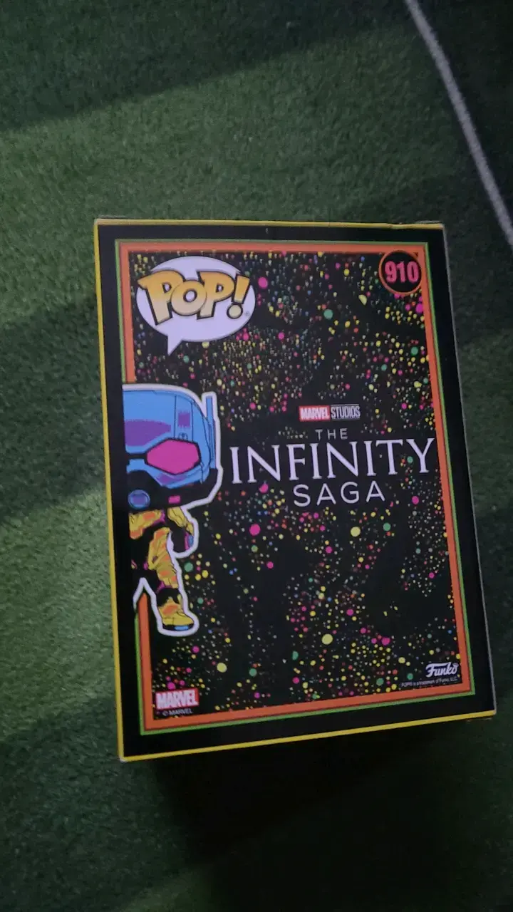Figura Funko Pop Ant-Man Edición Especial - 3