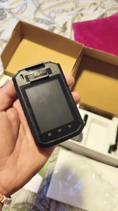 Cámara de seguridad portátil con accesorios - miniatura 2